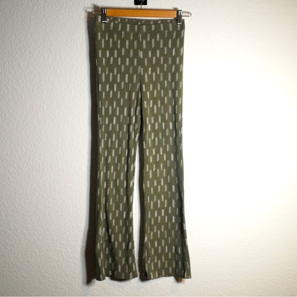 Aerie Flare Leggings Green and White Stretch Comfy Pants Women’s Size XS